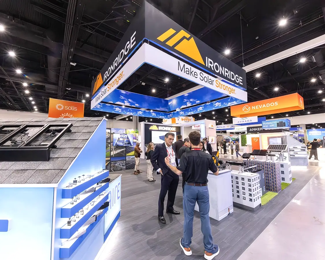 Avant-garde 40x50 trade show rental booth